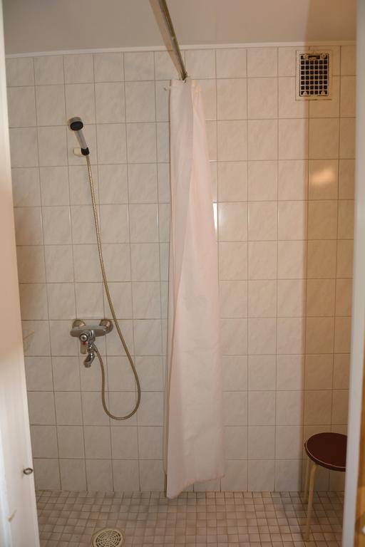 Folkiacenter Gaesthem - Vieraskoti - Guesthouse Hanko Room photo